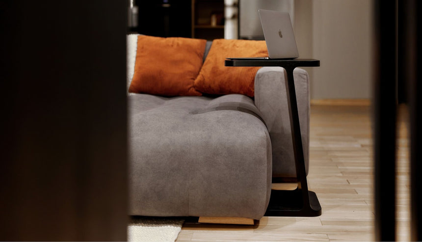 Dubový príručný stolík Dallas