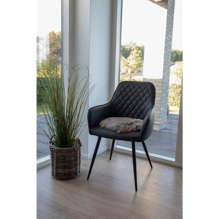 Sedadlo z jahňacej kože II.