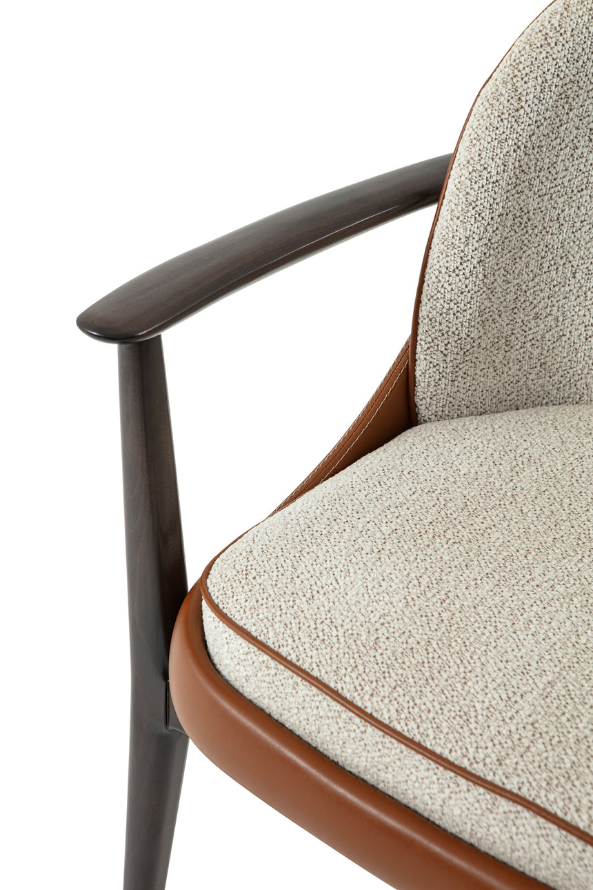 Reštauračná stolička Wilson s voliteľným čalúnením a morením