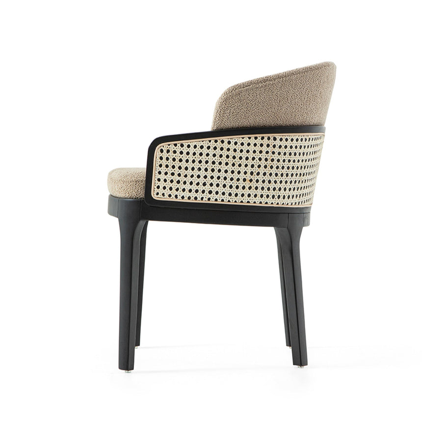 Reštauračná stolička Kyle s voliteľným čalúnením a morením