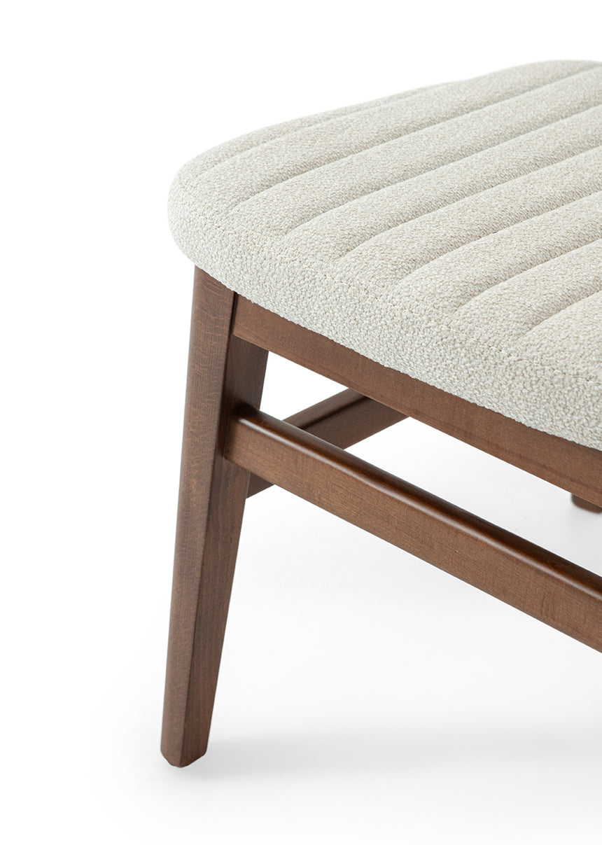 Prútená reštauračná stolička Evans s voliteľným čalúnením, morená