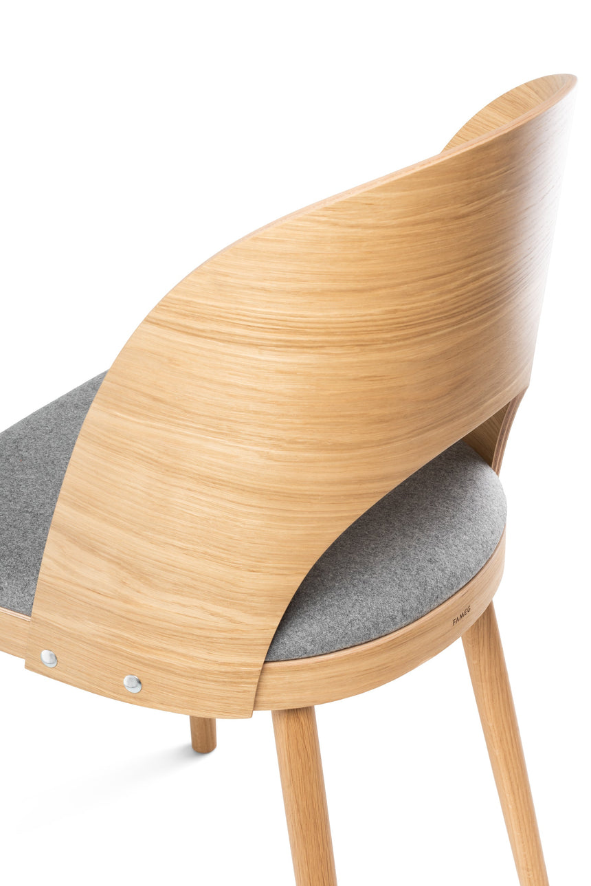 Drevená reštauračná stolička A-1411