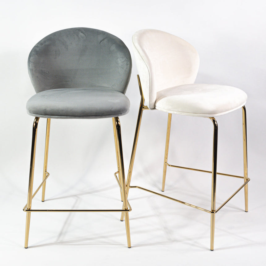 Pohodlná barová stolička KL Lily 65 cm v sivej farbe