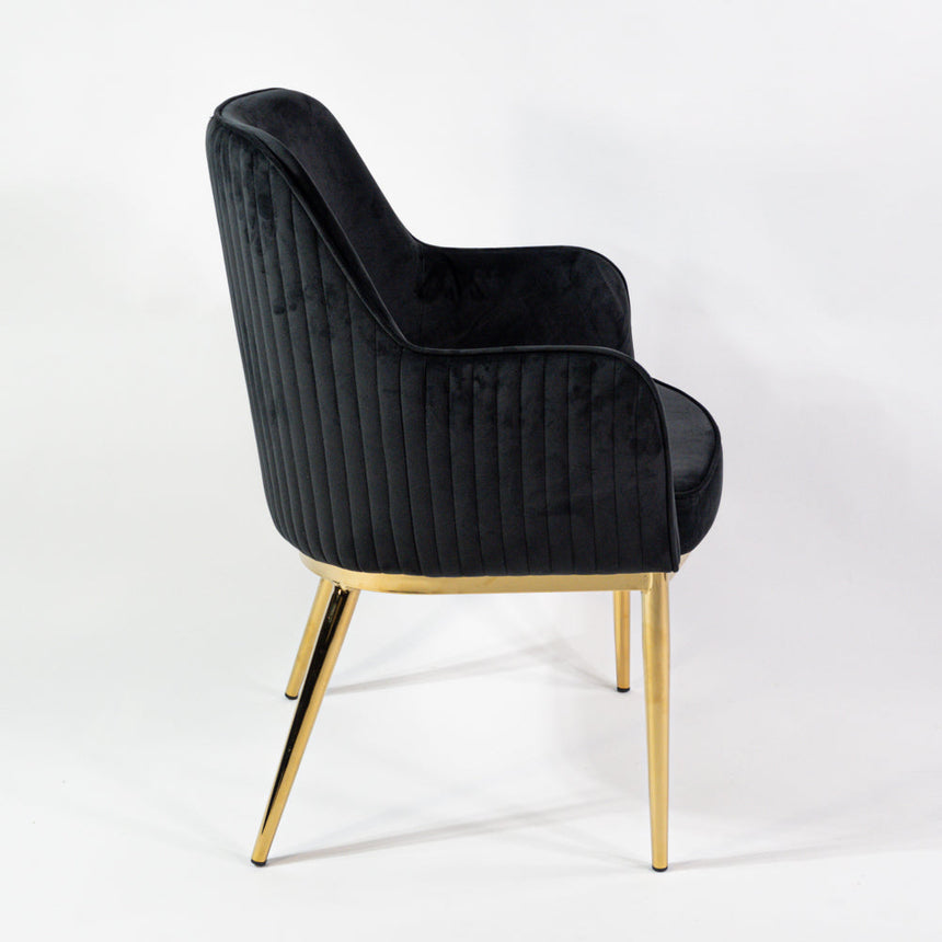 Prémiová jedálenská stolička KL Nolan v čiernej farbe