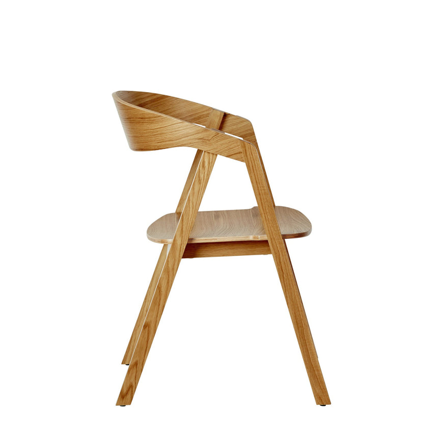 Jedálenská stolička Guru - s voliteľným čalúnením/morením