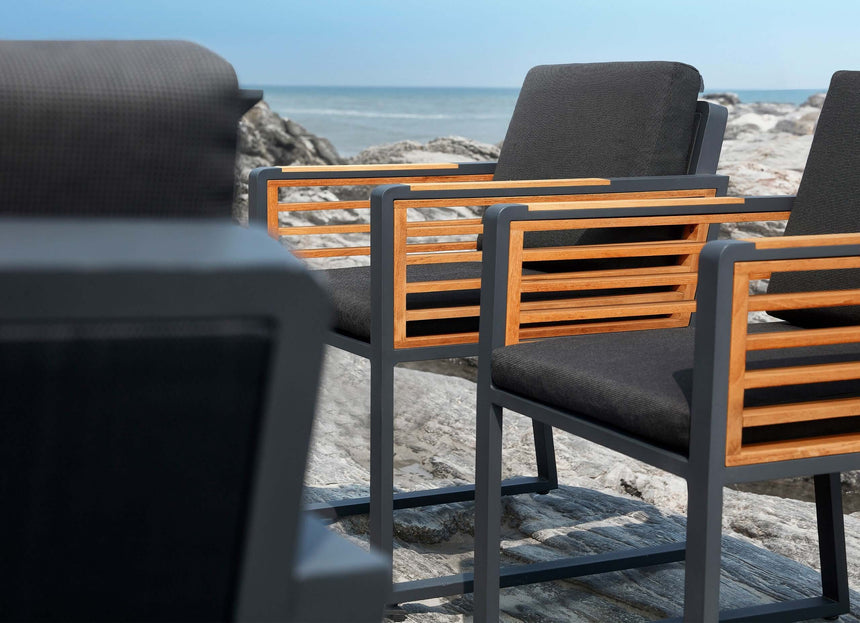 Záhradná jedálenská súprava Higold New York pre 4 osoby, čierna