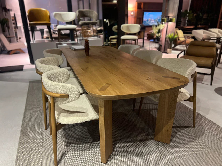 Stolička Nara, dostupná vo viacerých farbách