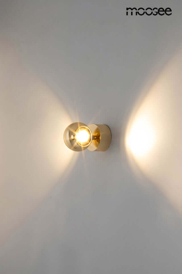 Nástenná lampa Eos zlatá