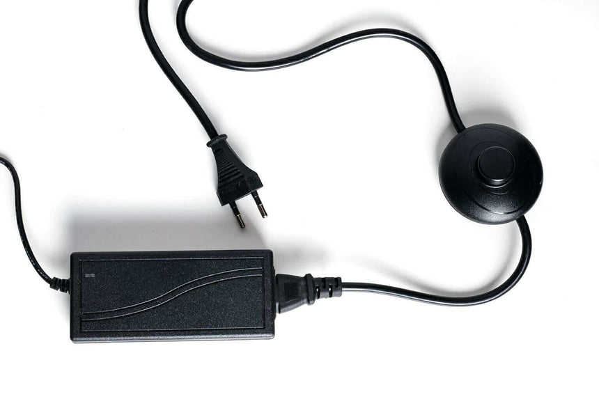 Stojacia lampa Moon Floor – kovová, akrylová