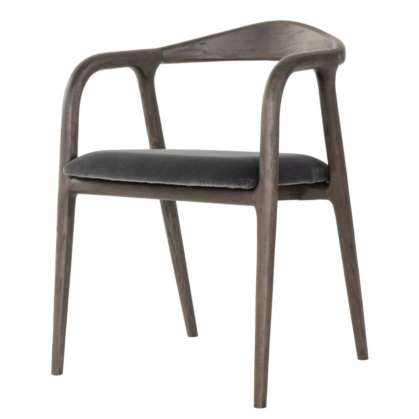 Stolička Noel, dostupná vo výbere farieb