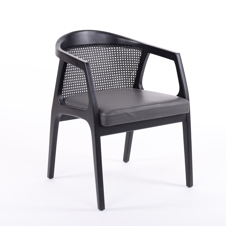 Jedálenská stolička Luxor - voliteľné čalúnenie/morenie