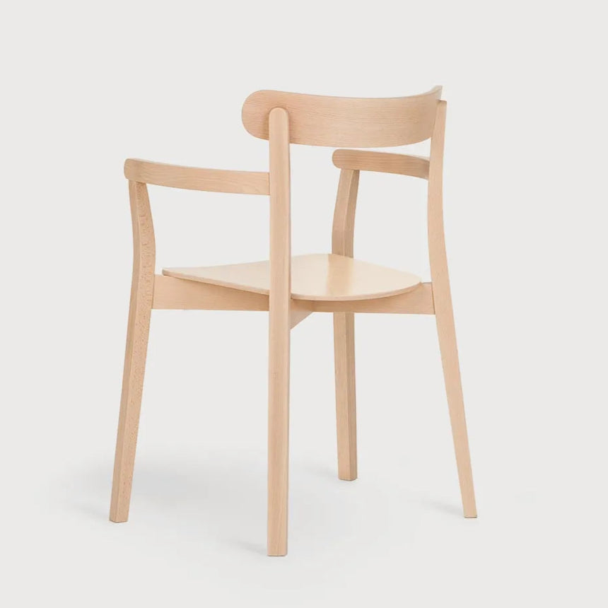 Reštauračná stolička Paged Icho B-4420