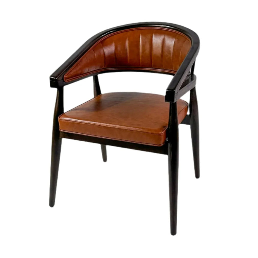 Stolička Parma s voliteľným čalúnením a morením