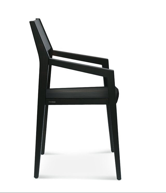 Drevená reštauračná stolička Arcos B-1403