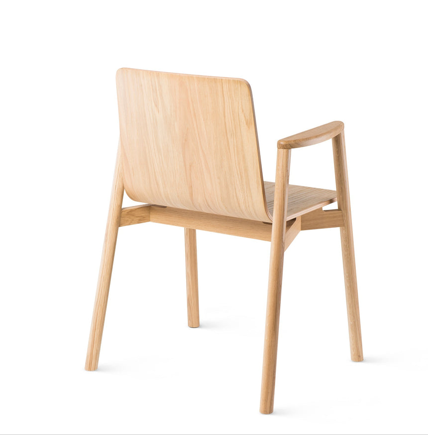 Drevená reštauračná stolička Atu B-2302