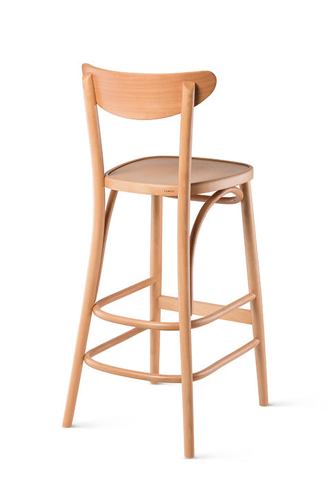 Drevená BST-1260 – moderná barová stolička pre catering