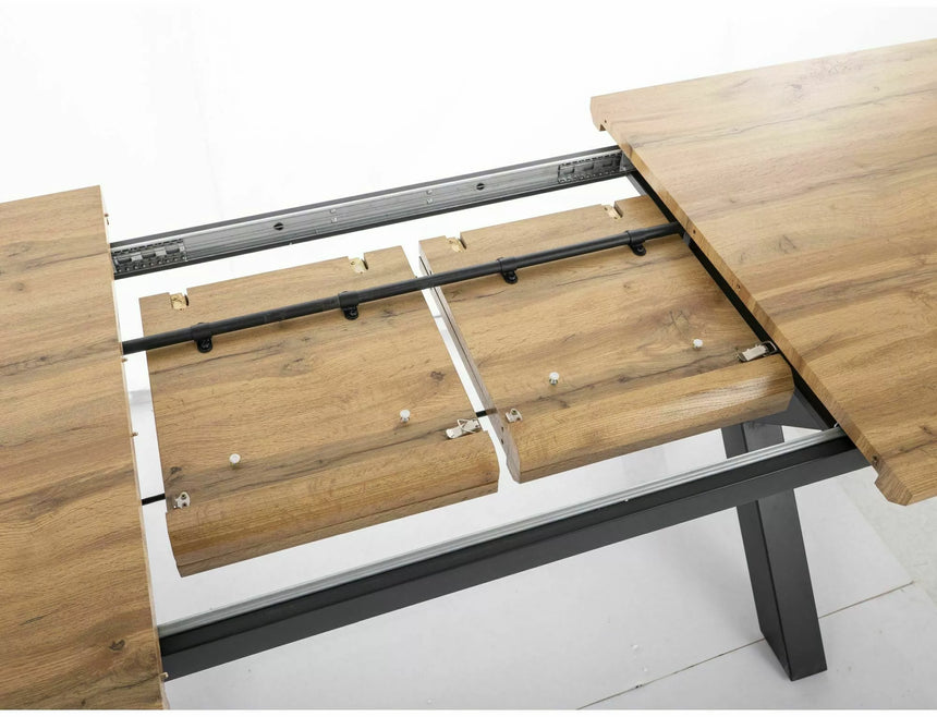 Jedálenský stôl Umberta II.