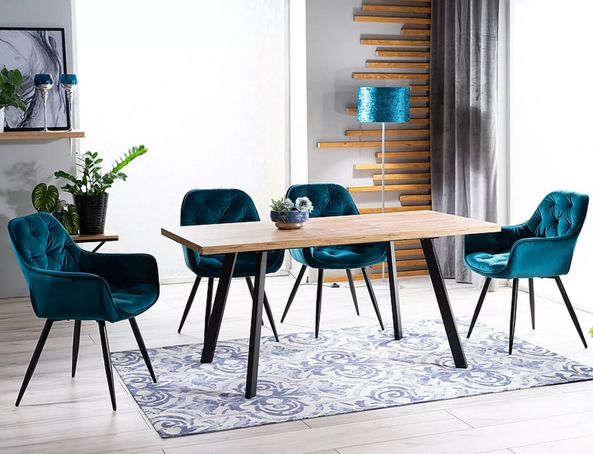 Tehlový jedálenský stôl