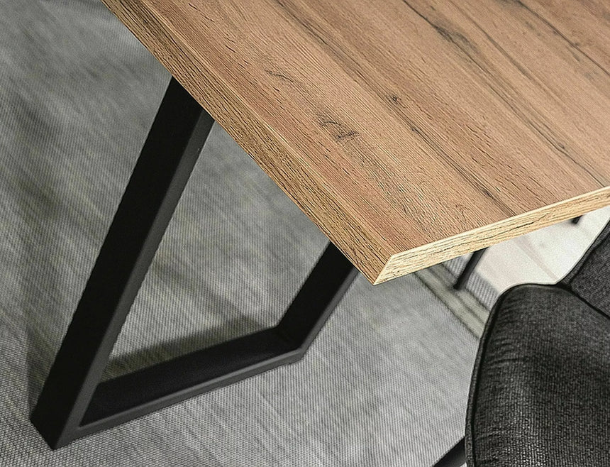 Jedálenský stôl Vito