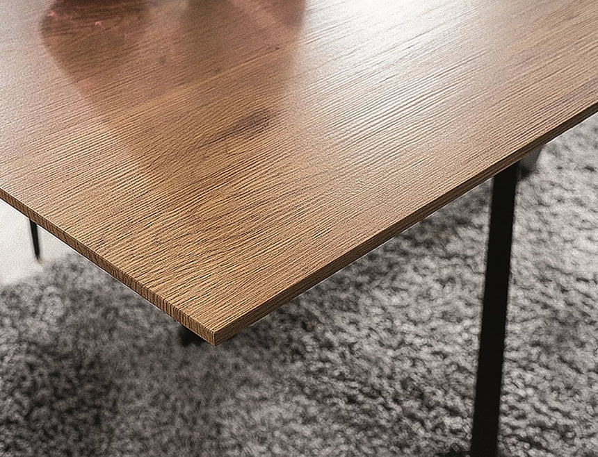 Jedálenský stôl Capitol