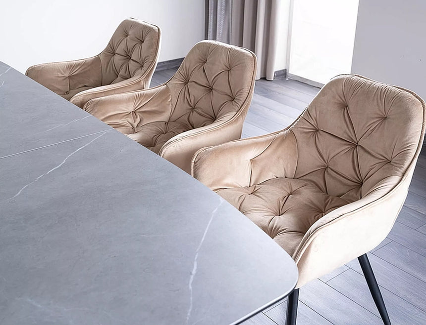 Zamatová stolička z čerešne I.