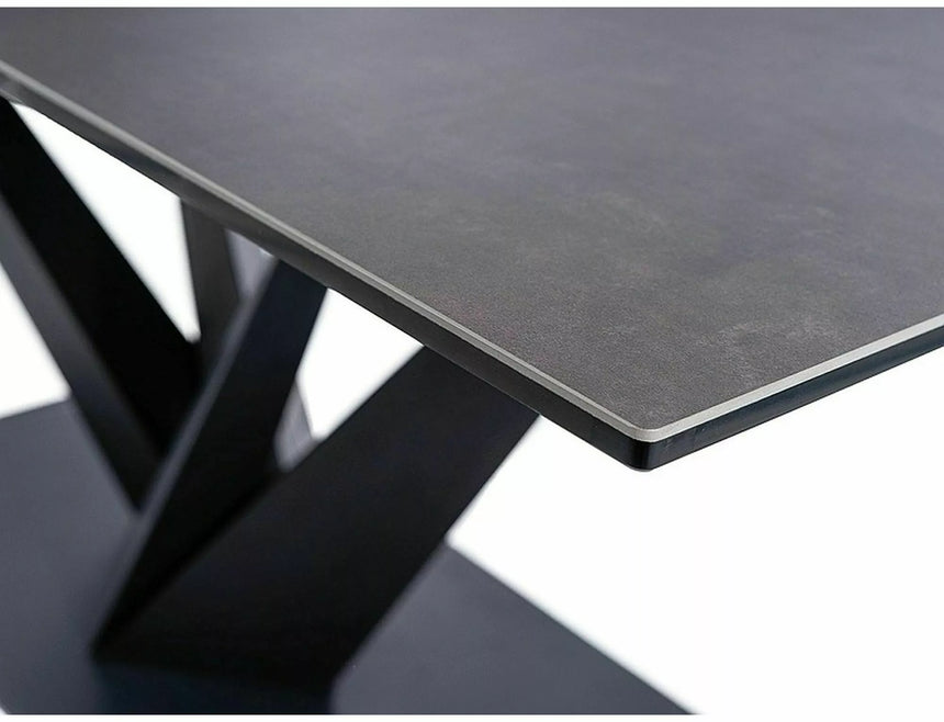 Keramický jedálenský stôl Sorento