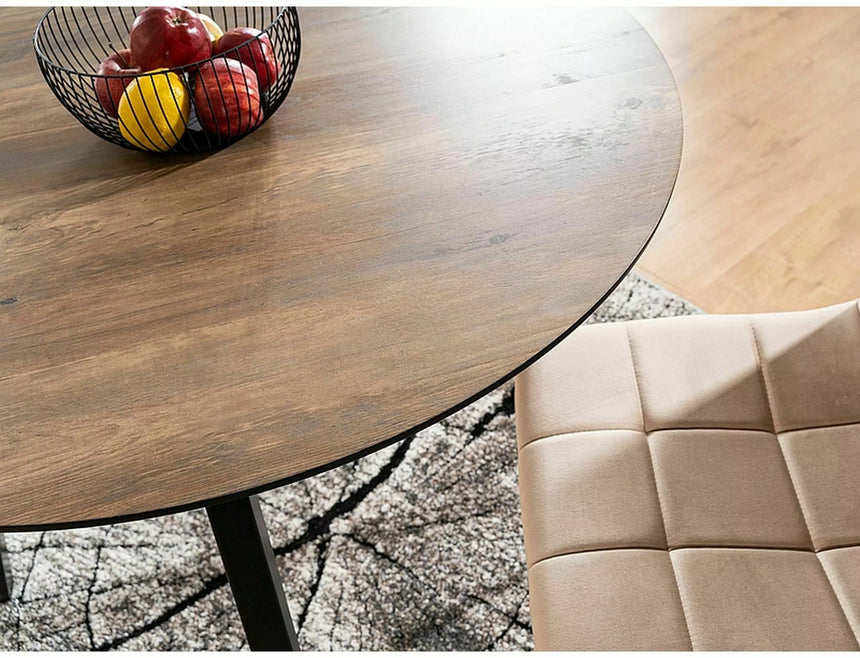 Jedálenský stôl v Oaklande