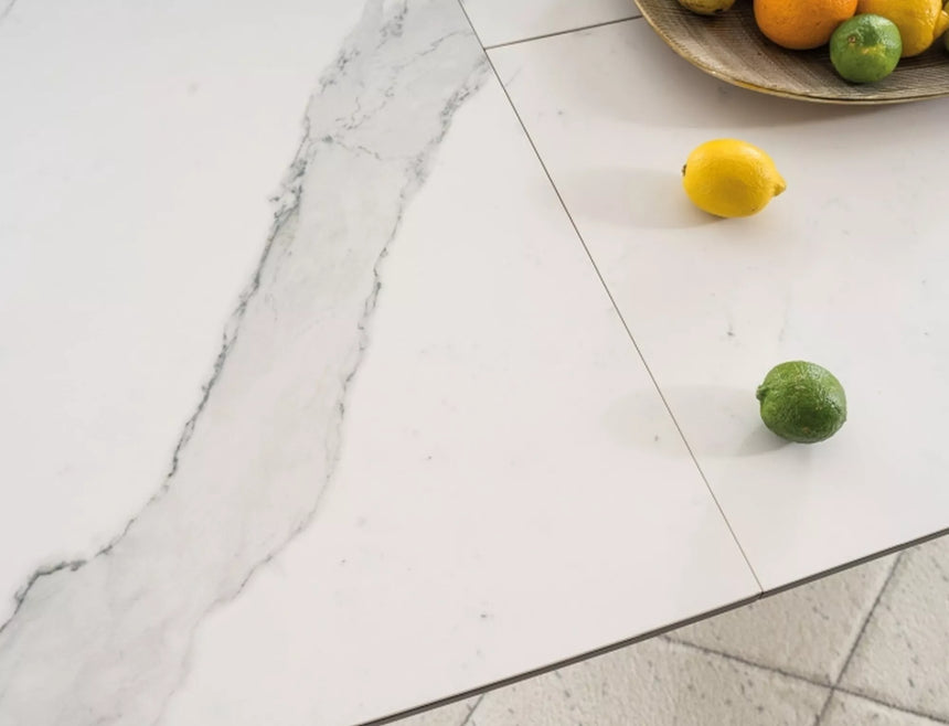 Jedálenský stôl Armani s keramickým obložením I.