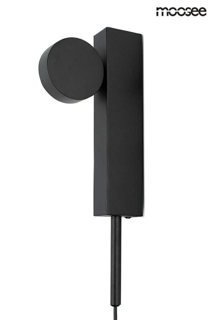 14. Nástenná lampa Clarid čierna