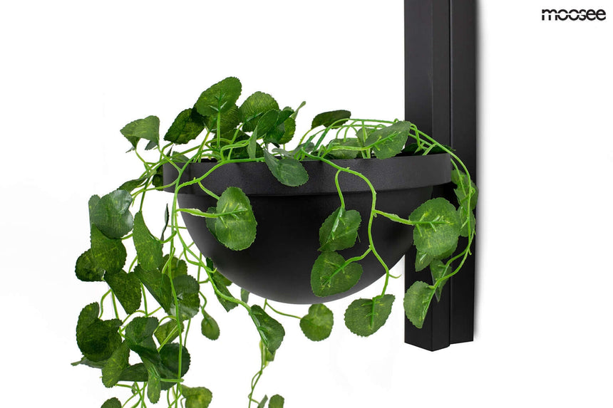 33. Nástenná lampa Plant Wall čierna