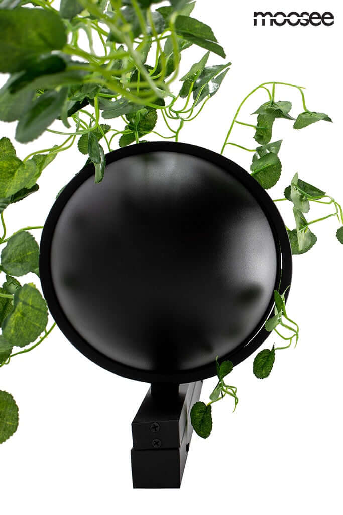 33. Nástenná lampa Plant Wall čierna