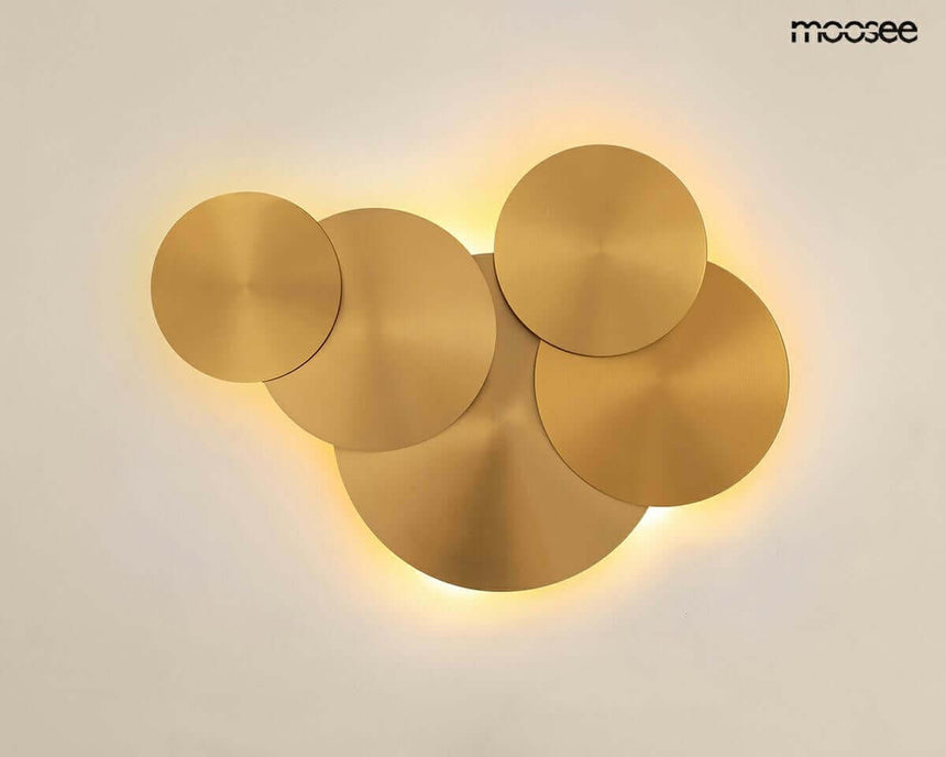 Nástenná lampa Scudo zlatá