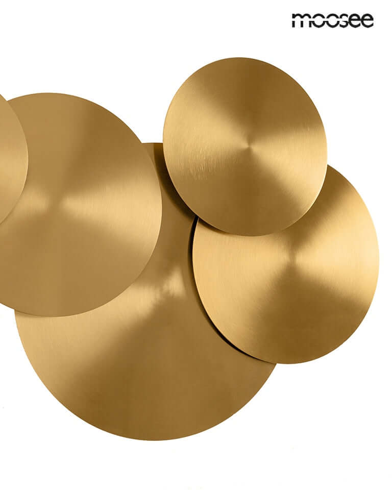 Nástenná lampa Scudo zlatá