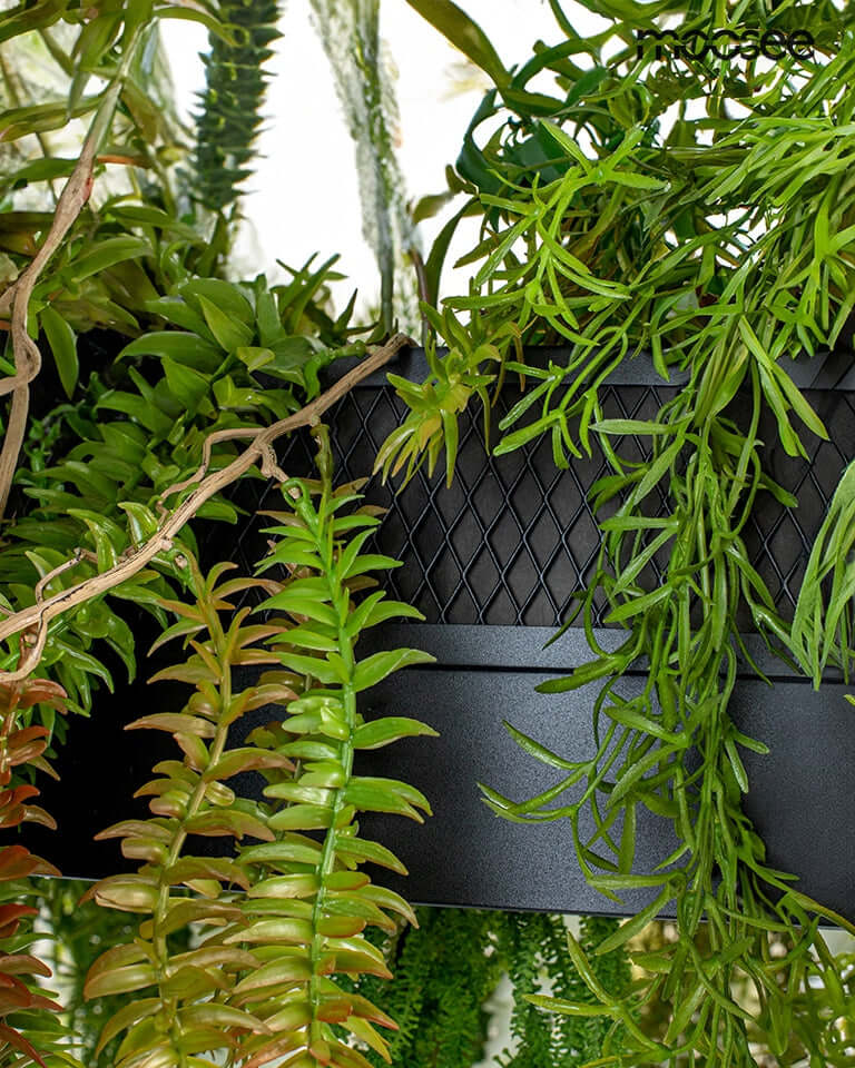 Závesná lampa Gardens 70 čierna