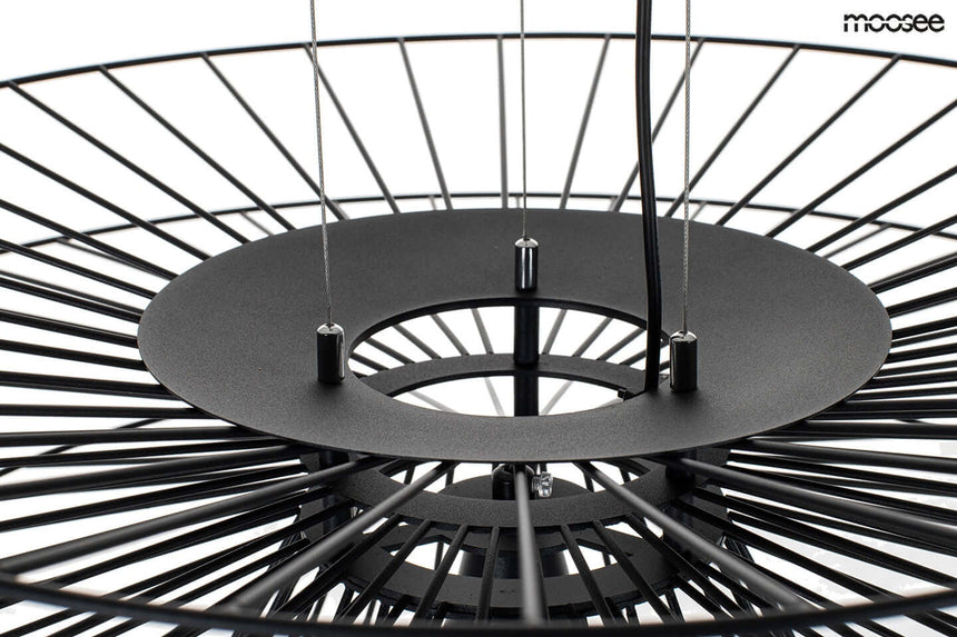 Závesná lampa Sesto čierna