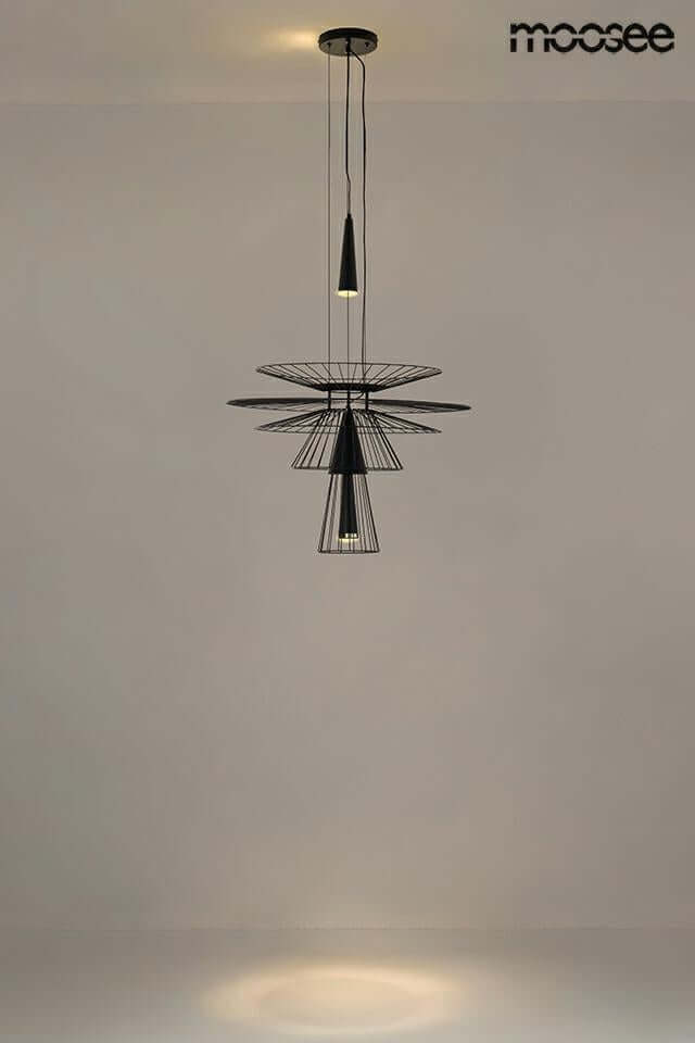 Závesná lampa Sesto čierna