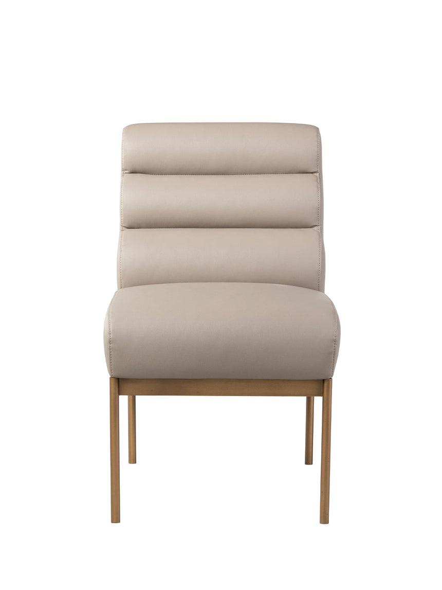 Stolička Luna, dostupná vo viacerých farbách