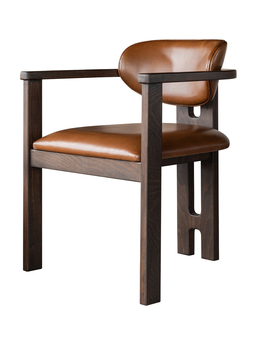 Stolička Freja, dostupná vo výbere farieb