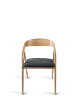 Jedálenská stolička s rámom - s voliteľným čalúnením/morením 