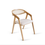 Jedálenská stolička s rámom C - s voliteľným čalúnením/morením 