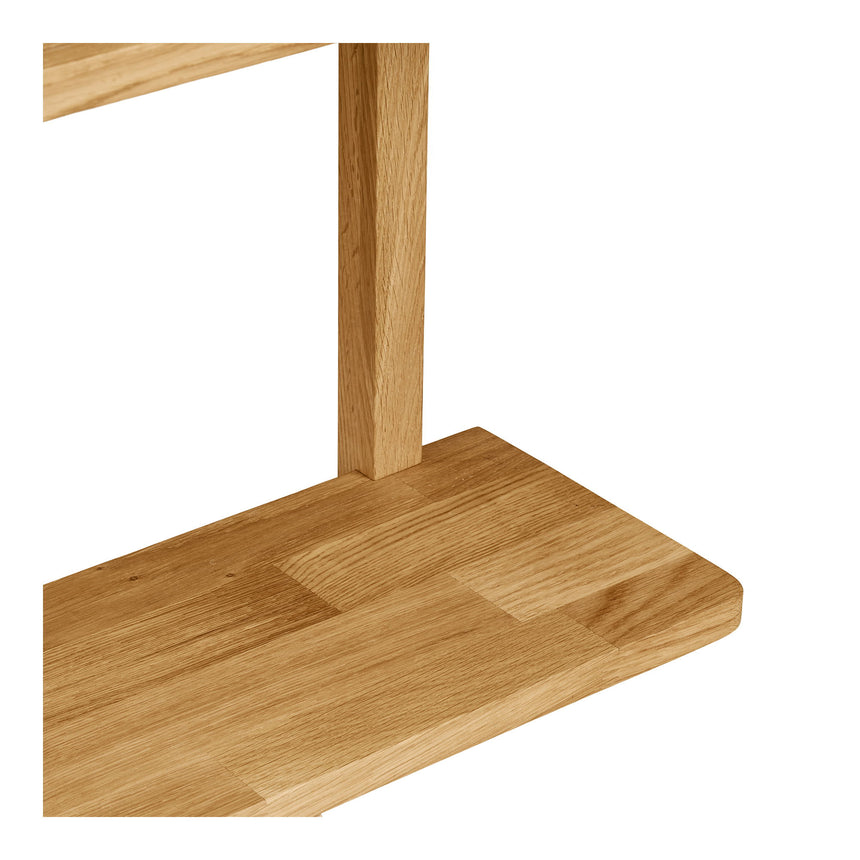 Townsville II. Nástenná polica