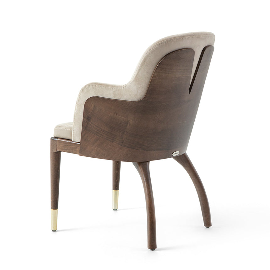 Reštauračná stolička Charla Plus s voliteľným čalúnením a morením