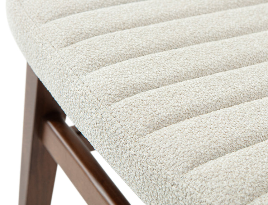 Prútená reštauračná stolička Evans s voliteľným čalúnením, morená 