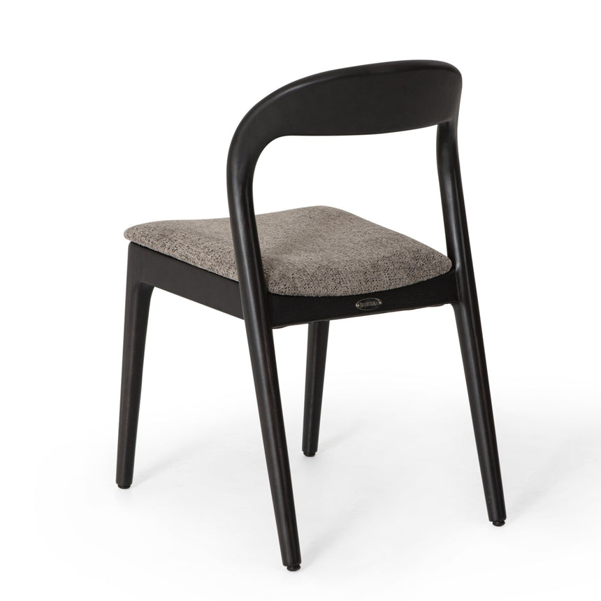 Reštauračná stolička Sam s voliteľným čalúnením a morením