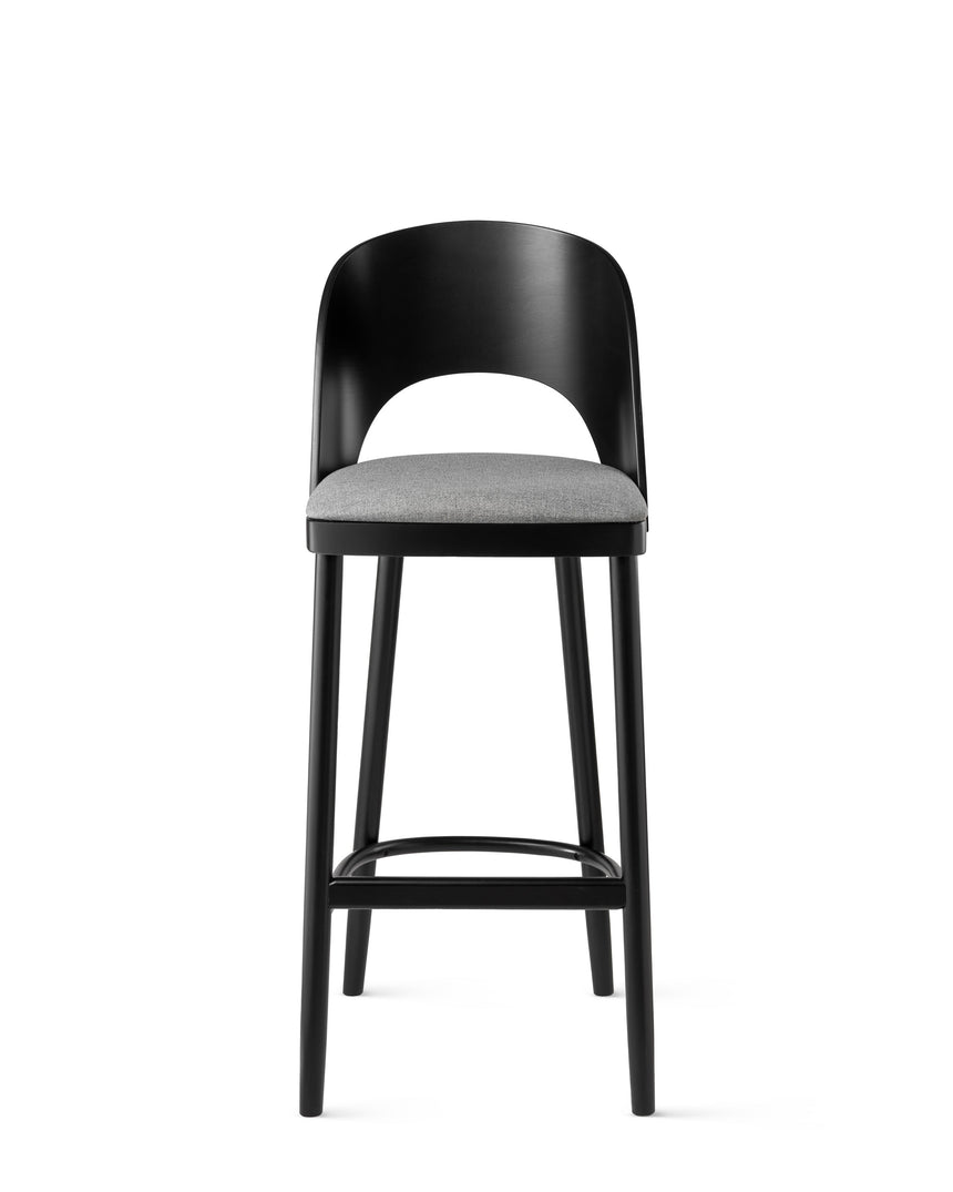 Drevená BST-1411 – moderná barová stolička pre catering