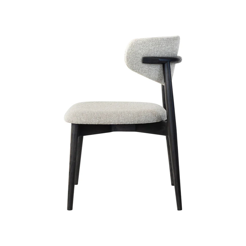 Stolička Nara, dostupná vo viacerých farbách