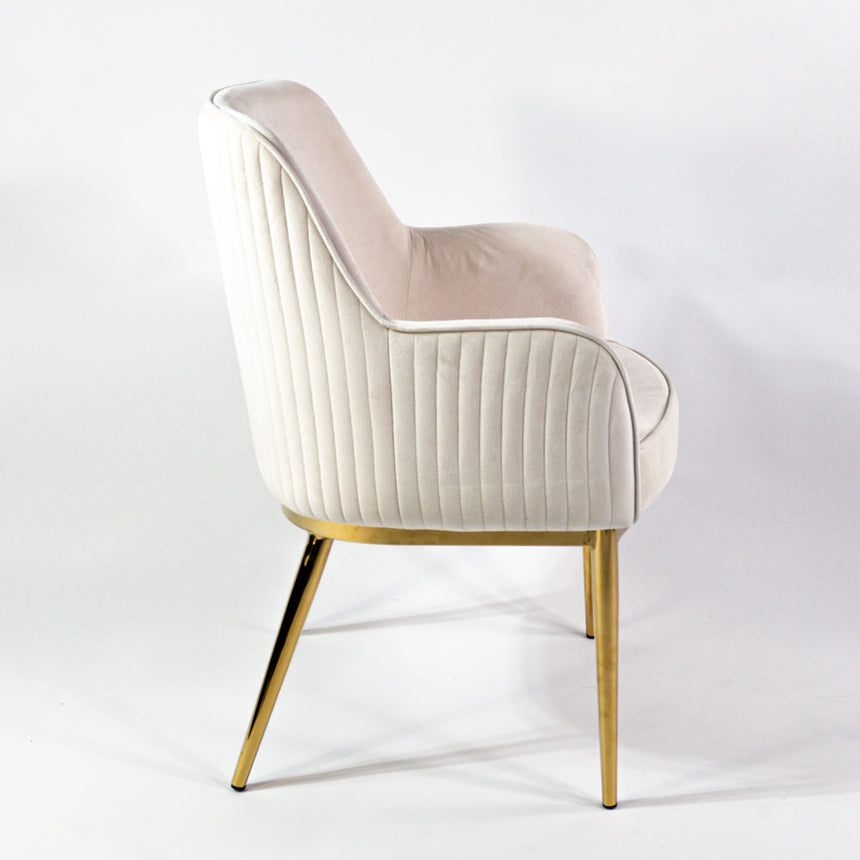 Prémiová jedálenská stolička KL Nolan v krémovej farbe