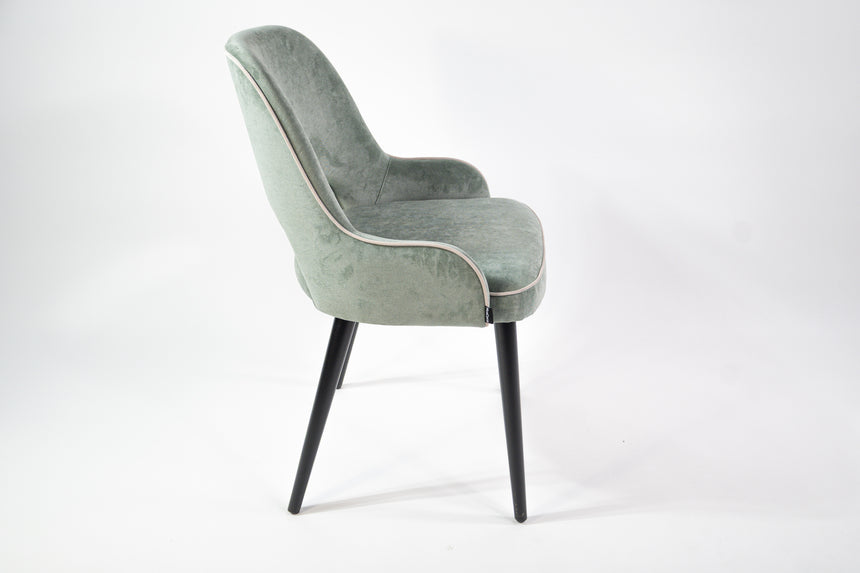 Jedálenská stolička Dona II. - s voliteľným čalúnením