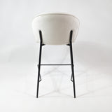 Pohodlná barová stolička KL Lily 65 cm v krémovej farbe s čiernym rámom