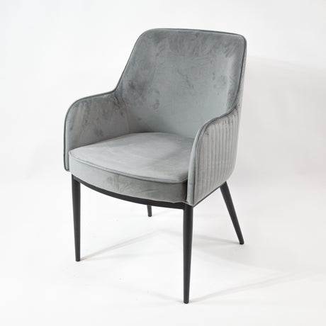 Prémiová jedálenská stolička KL Nolan v sivej farbe, zimná edícia